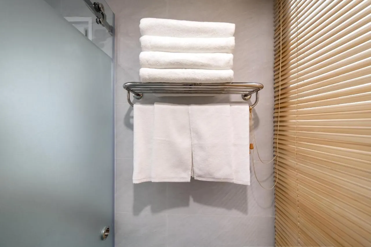 Pavilor Hotel Nha Trang 3*,  Vietnam