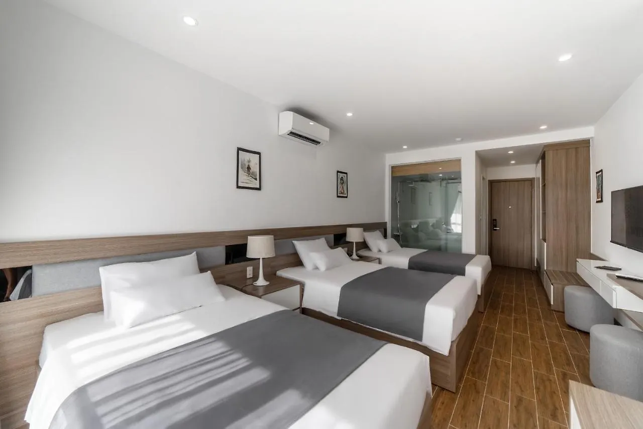 ***  Pavilor Hotel Nha Trang Vietnam